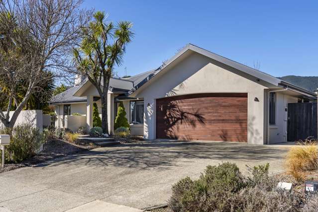 Family Living in Prime Richmond Location