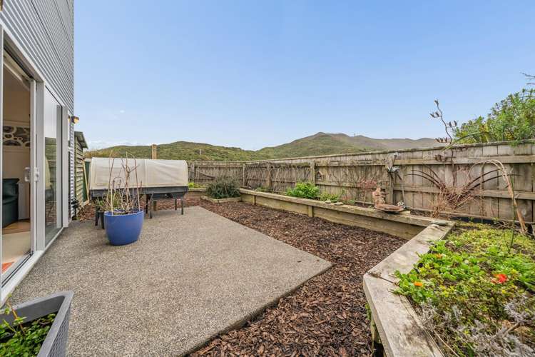80 Saddleback Grove Karori_10