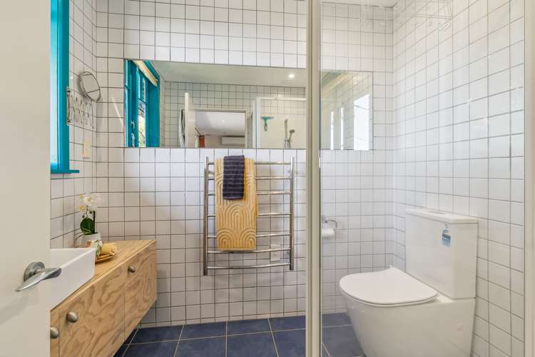 21 Bruce Avenue Brooklyn_9