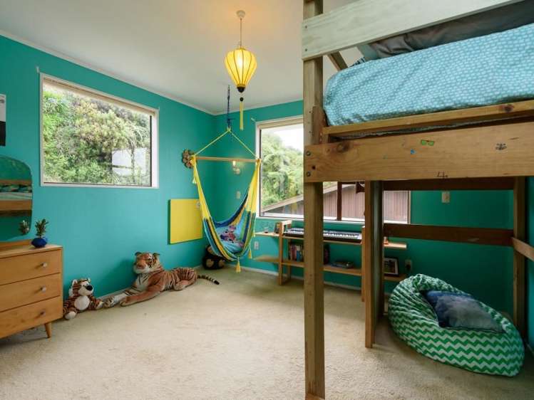 16 Paddington Grove Karori_9