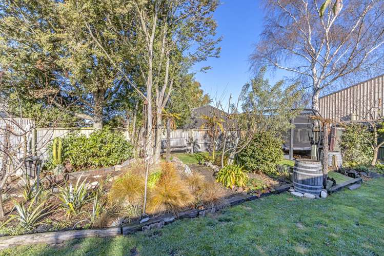 27 Pembertons Road Sefton_26