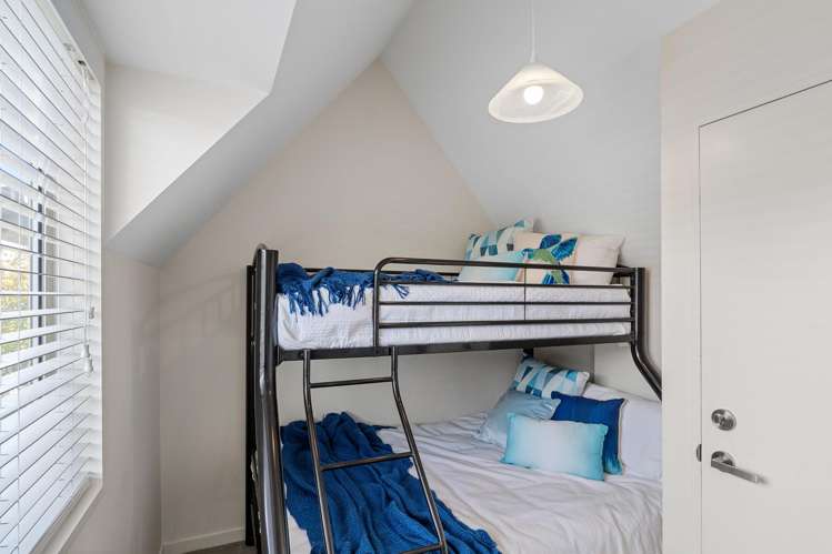 122A Office Road Merivale_19