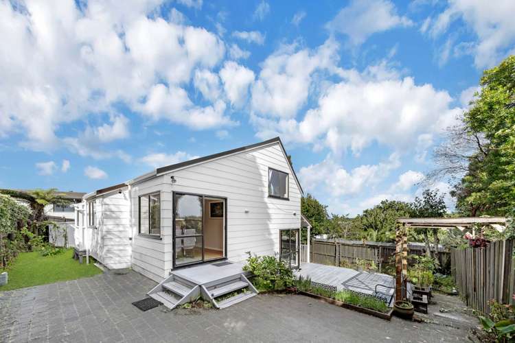 1/10 Amerce Place Highland Park_15