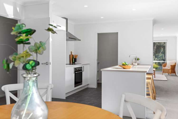 91 Hills View Drive Papamoa_4