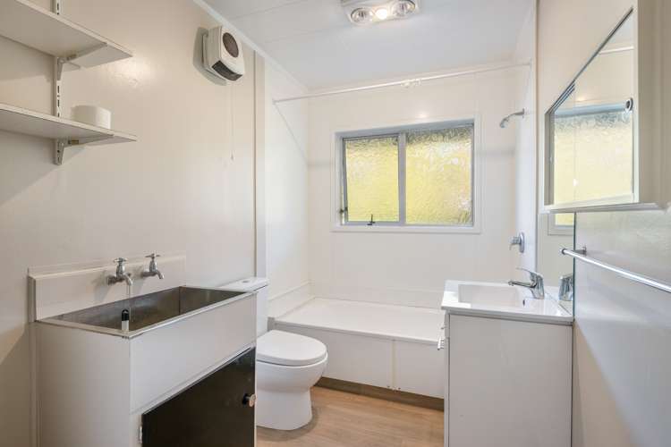 3/10 Petherick Crescent Johnsonville_11