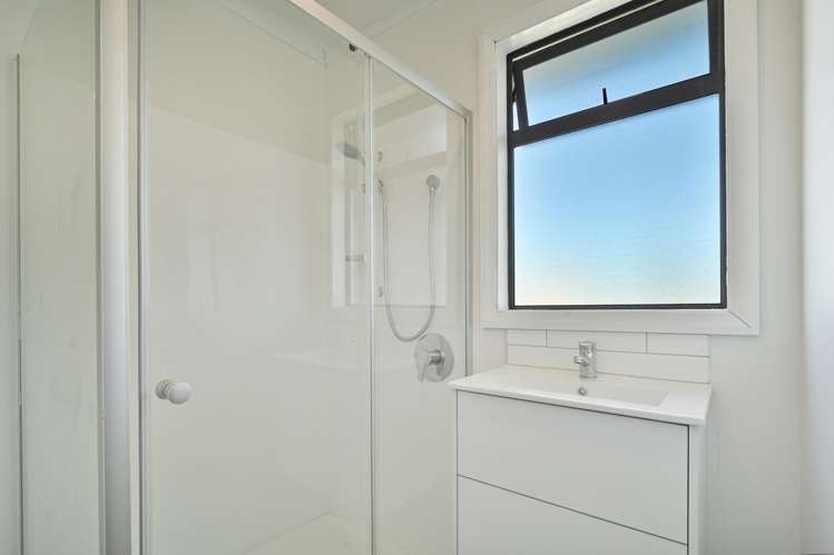 301 Ruru Place Camberley_2