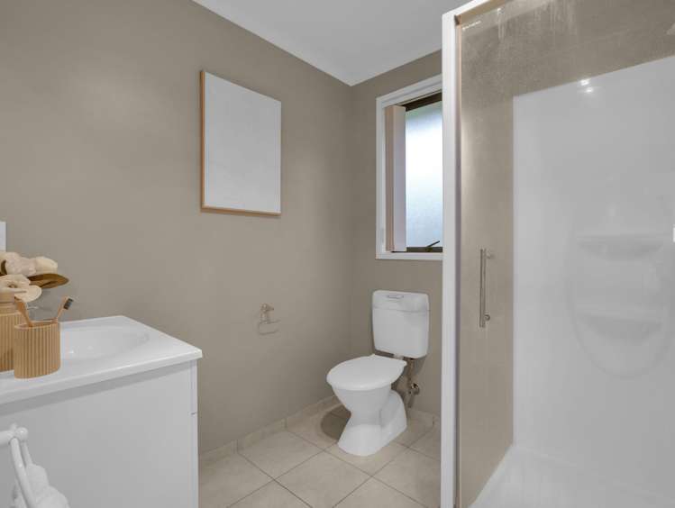 4 Raddington Way Huntington_7