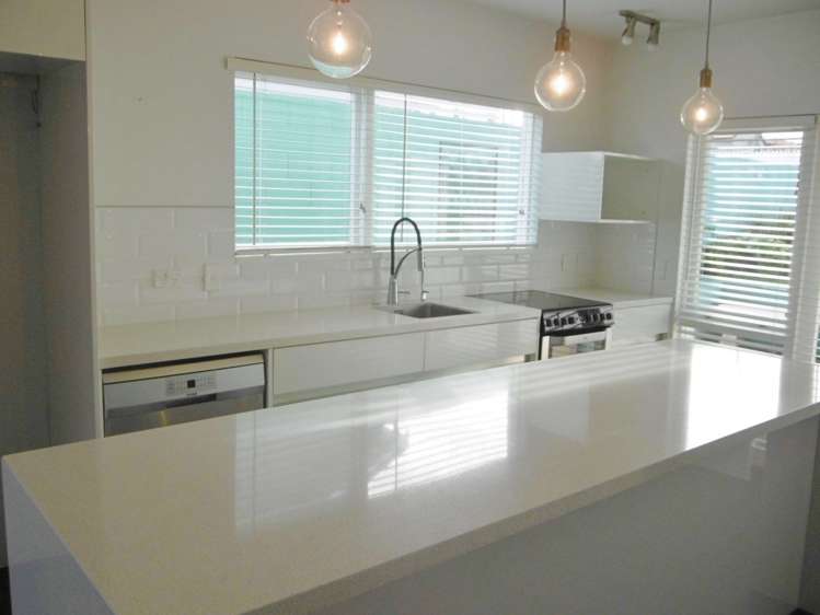 1/10 Dallinghoe Crescent Milford_6