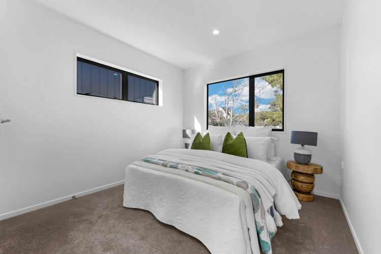 5A & 5B Janine Place Bucklands Beach_16