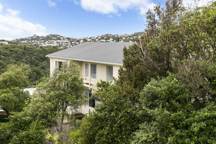 3/25 Winston Street Crofton Downs_0