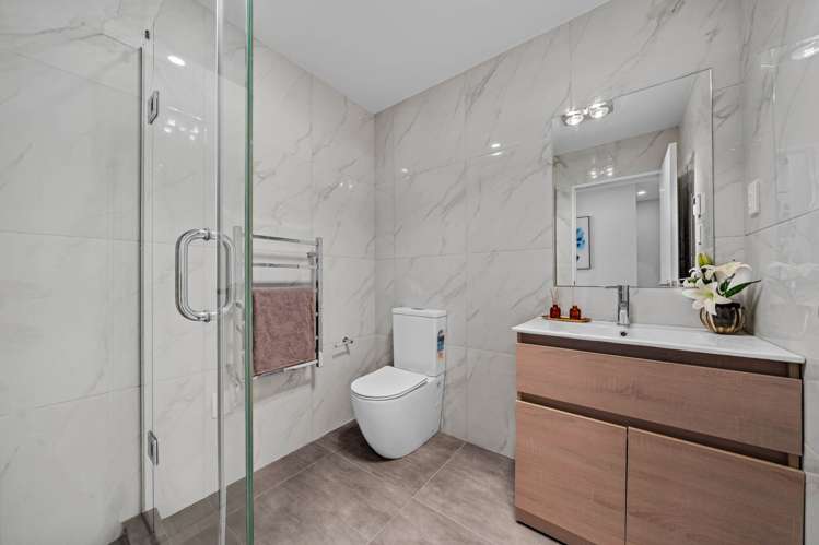 7 Freshland Drive Flat Bush_19