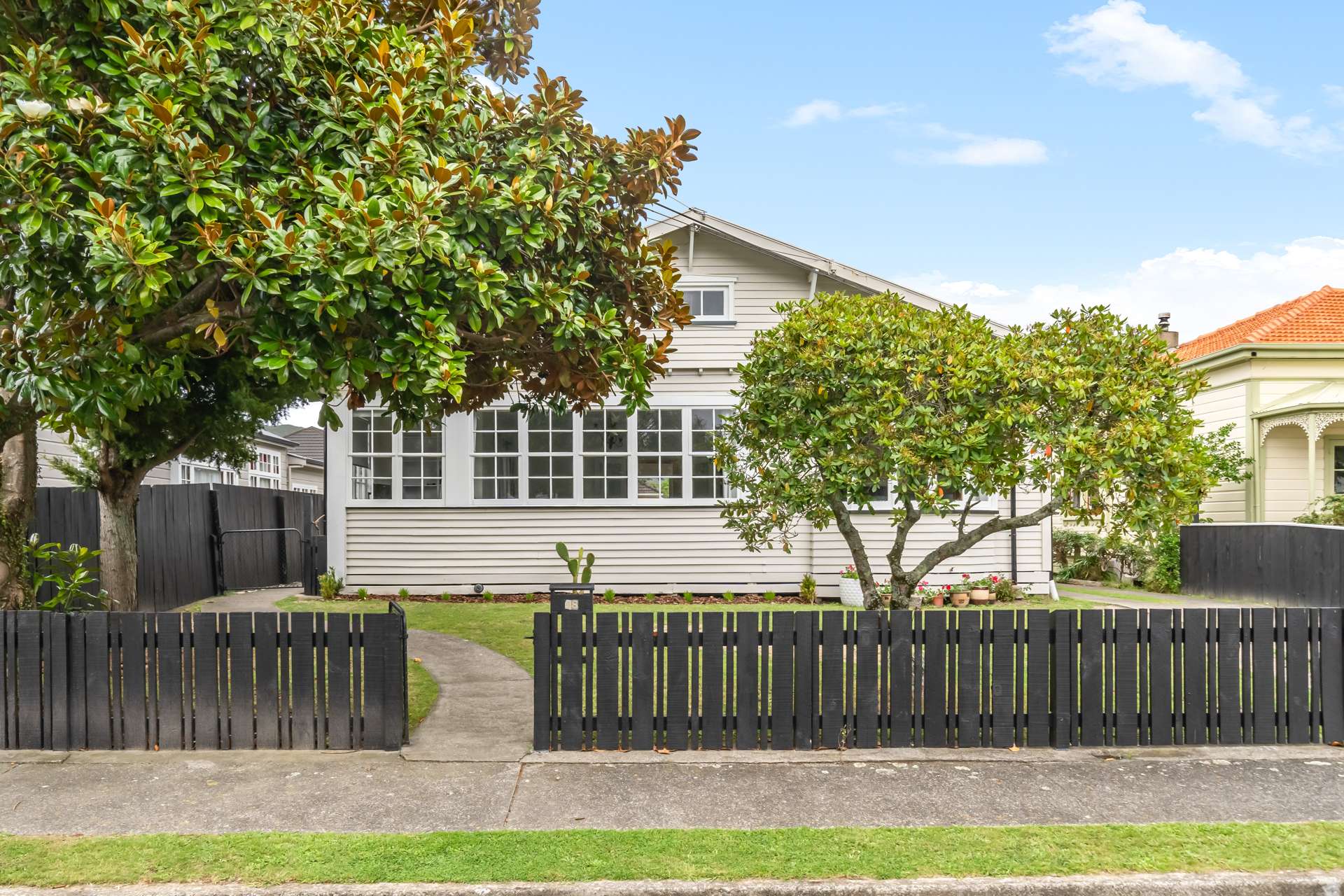 48 Kebbell Grove Epuni_0