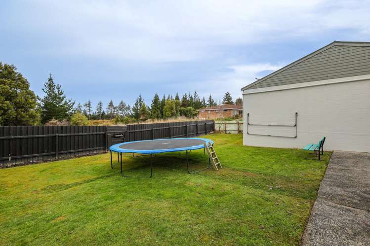 77 Main Road Fairfield_16