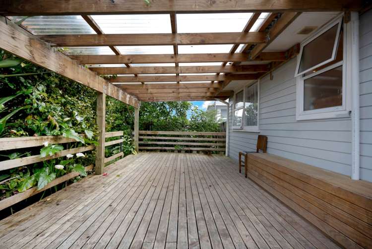 14 Tairere Crescent Rosehill_17