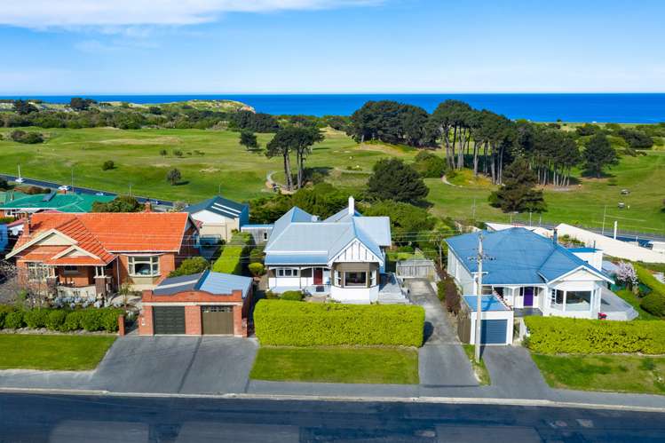 24 Dundonald Street Tainui_19