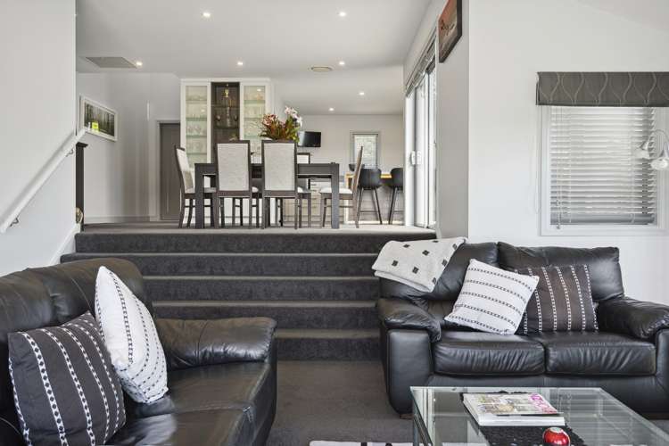 71 Endeavour Drive Whitby_15