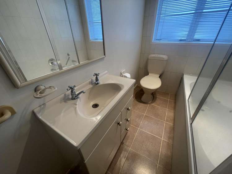 95A Seddon Road 1067_8