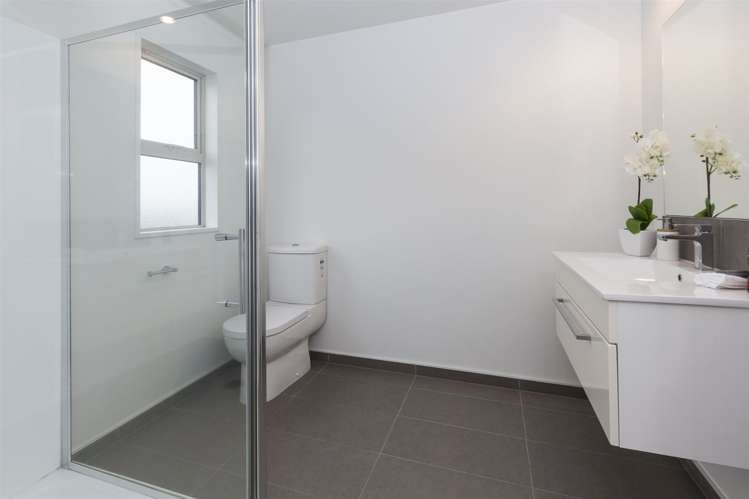 4/39 Gallaghan Close Wigram_13