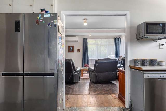 2 Cobham Street Taneatua_4