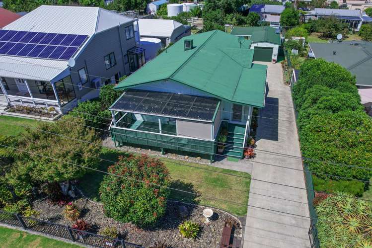 9 West Crescent Te Puru_21