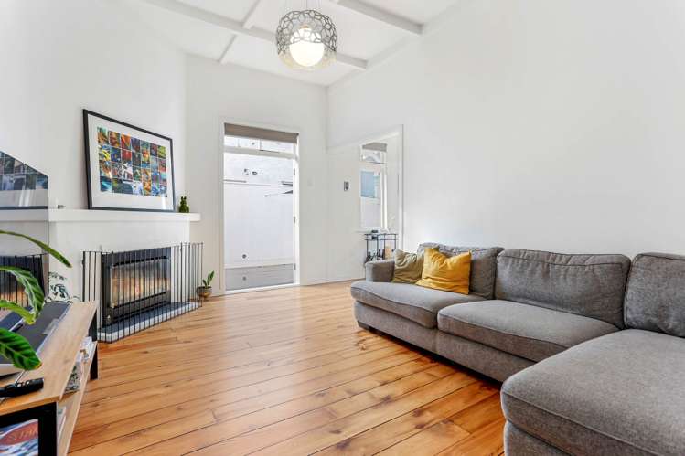 6 Lyon Avenue_2