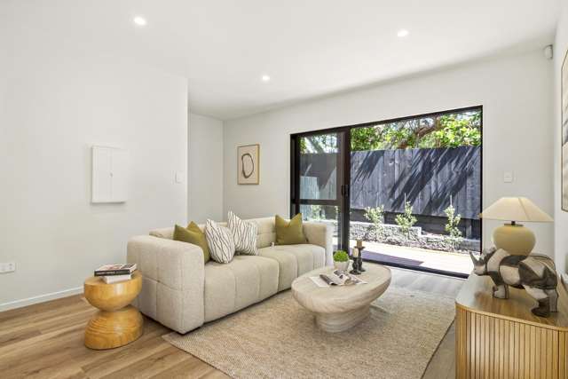 16-18 Handley Avenue Narrow Neck_3