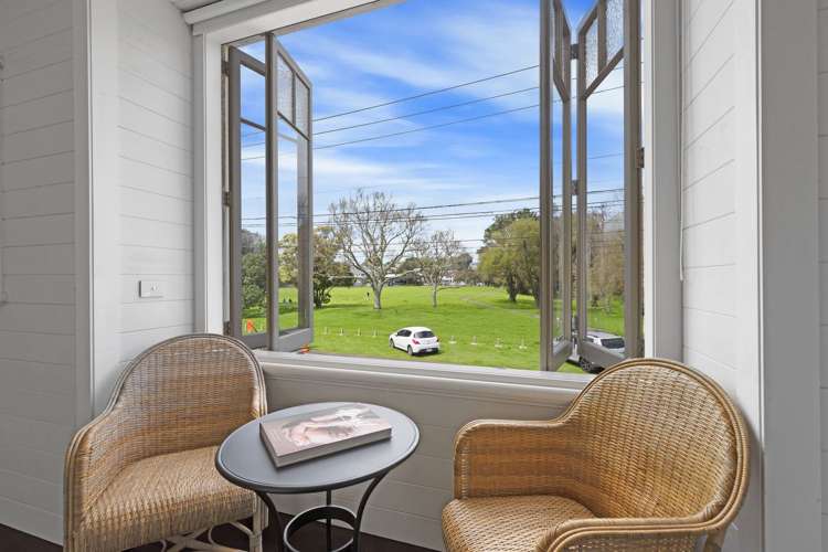 20 Seabreeze Road Narrow Neck_31