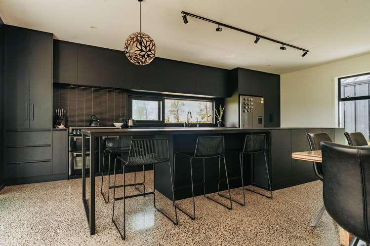 108 Kononi Road Lawrence_19