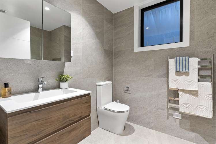 2/8 Westwood Terrace Saint Marys Bay_29