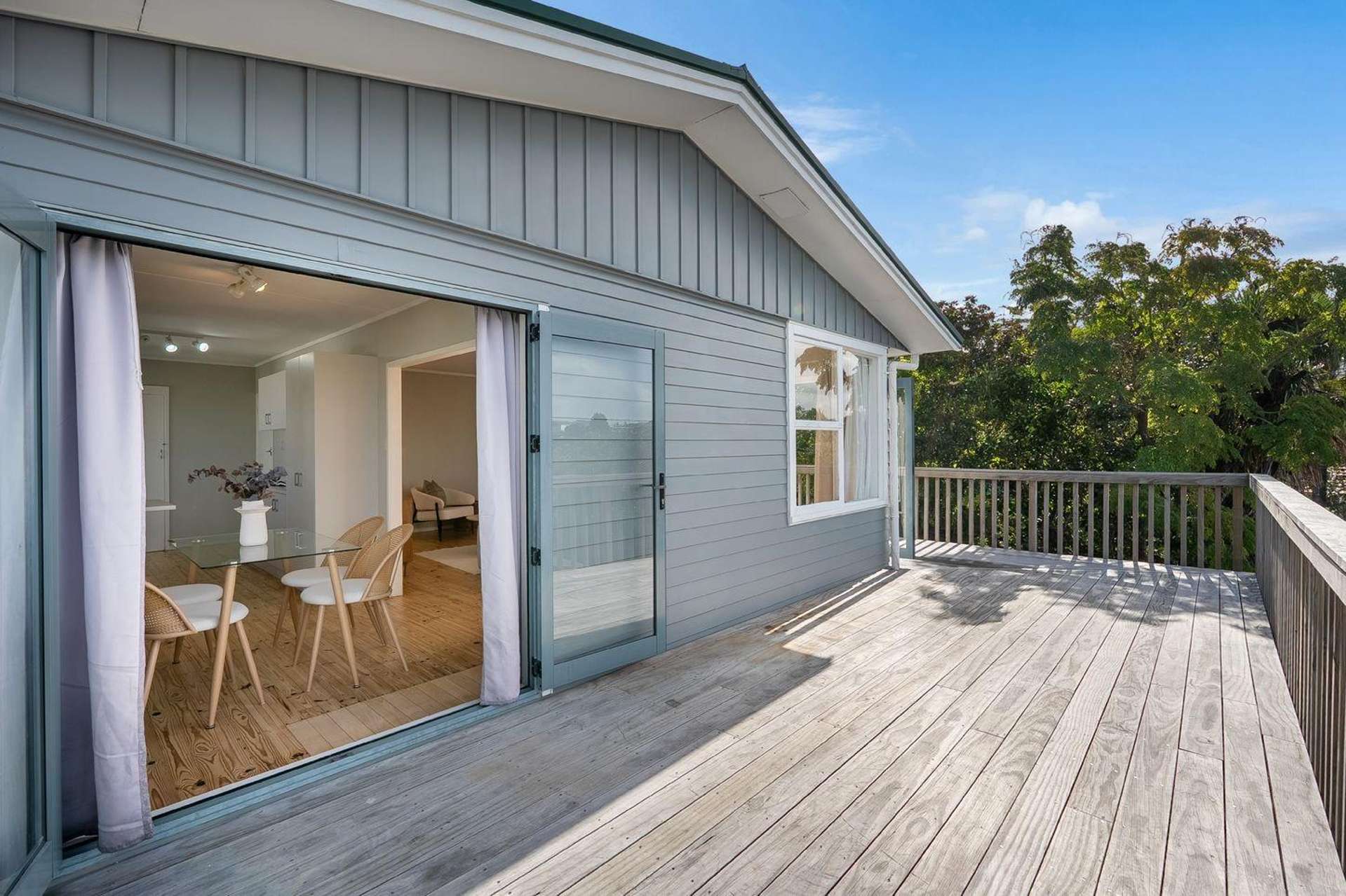 897 East Coast Road Northcross_0