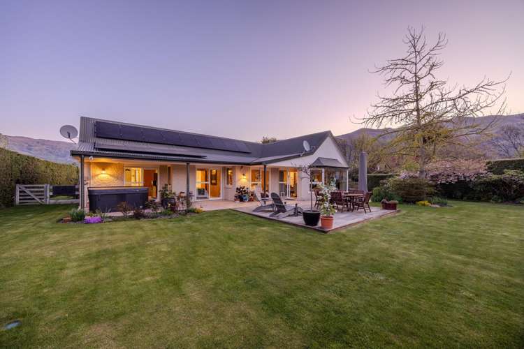 192 Stone Street Wanaka_32