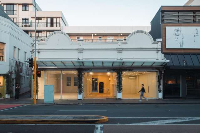 Prime Newmarket retail space for lease