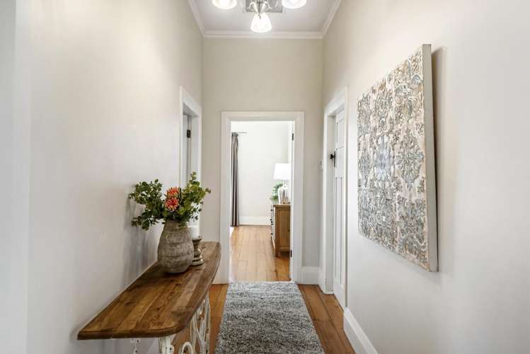 54 & 54A Wairoa Road_5