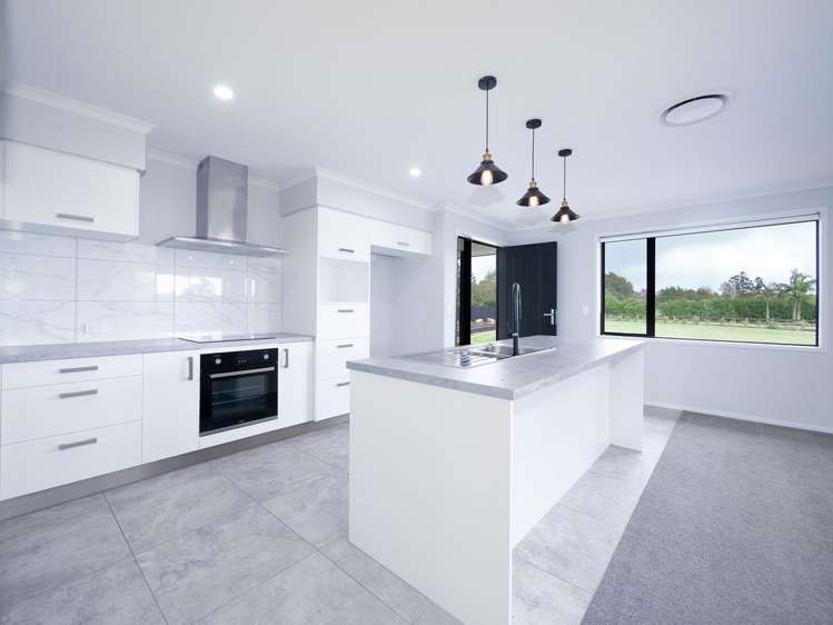 2 Greenfields Way_2