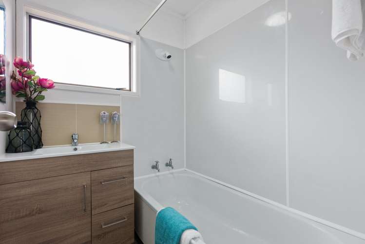 2/24 Copley Street New Lynn_12