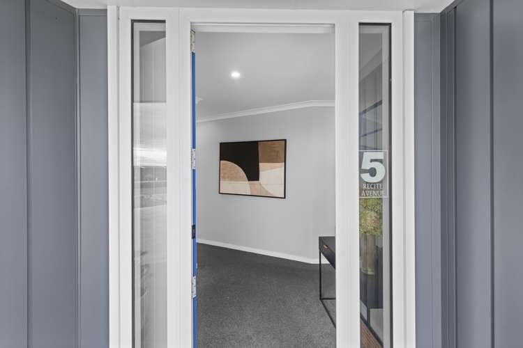 5 Recite Avenue Leamington_2