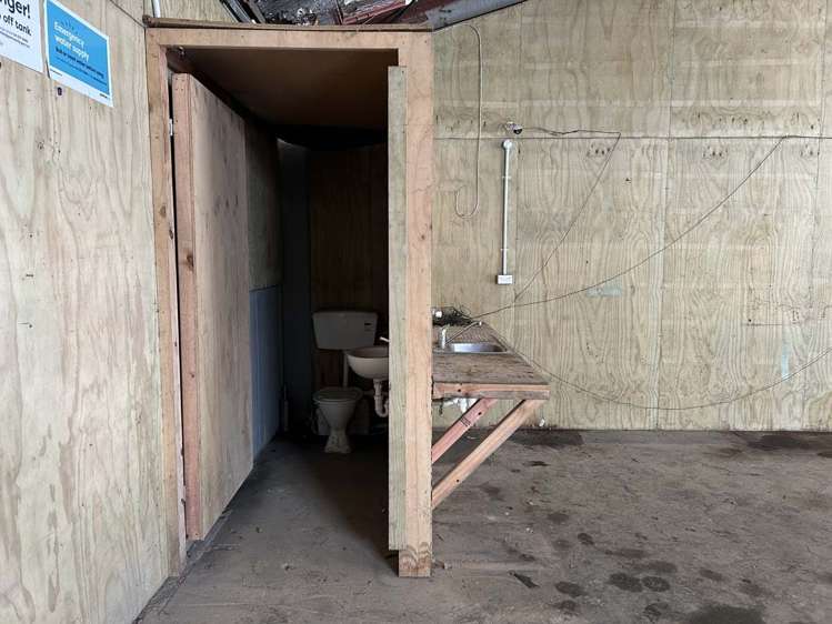 4-10 Mohuia Crescent Elsdon_4