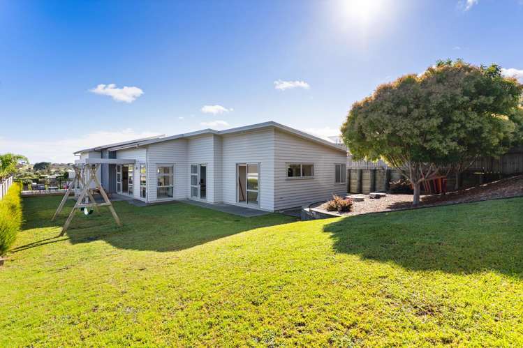 6 Kibblewhite Avenue Beachlands_13