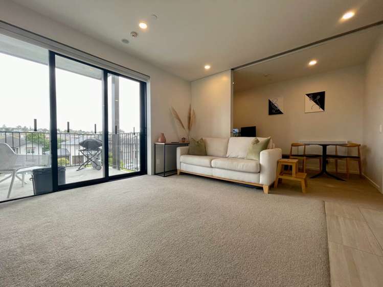 206/3 Bluegrey Avenue Stonefields_2