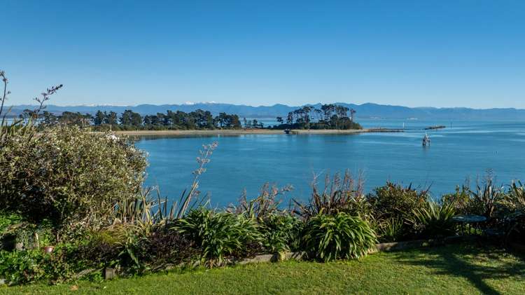 10 Victoria Road Stepneyville_16