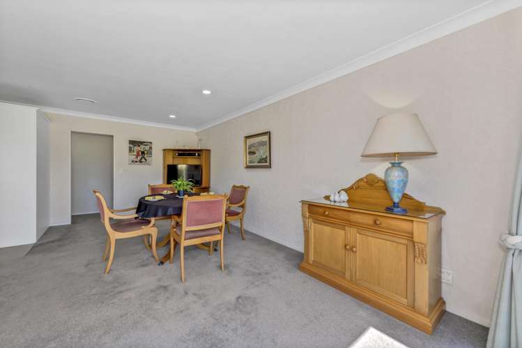 2/41 West Fairway Golflands_13