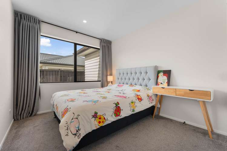 8 Kuinga Street Wainui_15