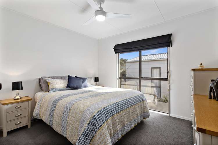 11a Emma Place Pukete_8