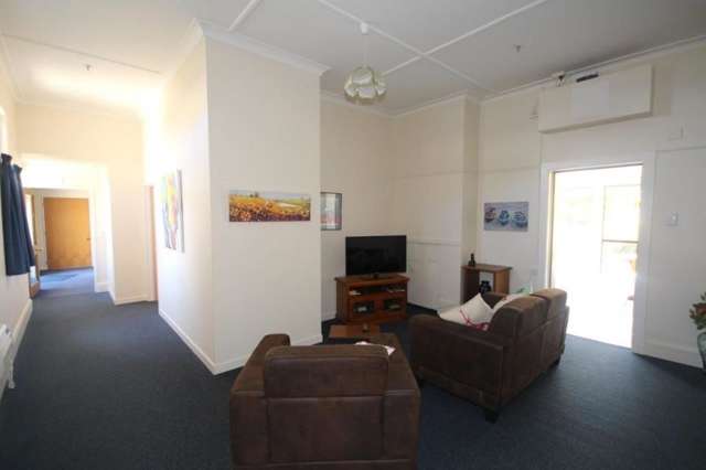 4a Elliffe Place Shiel Hill_3