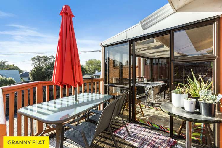 27 Olsen Avenue Hillsborough_18