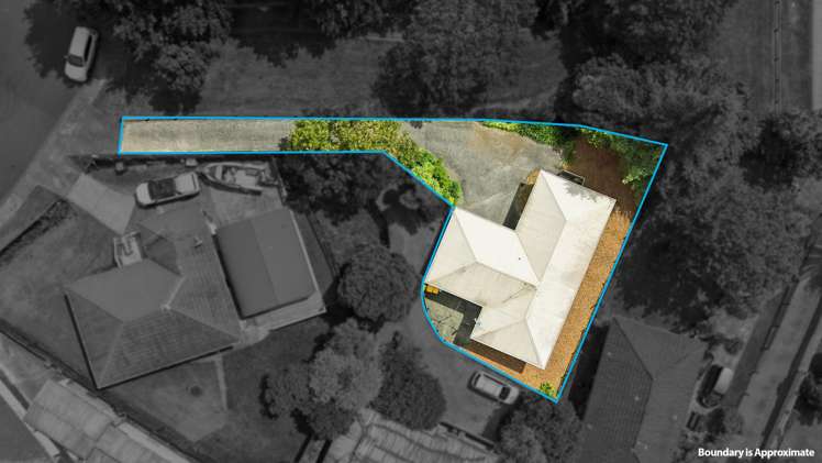 19b Landow Place (off Parrs Cross Road) Henderson_23