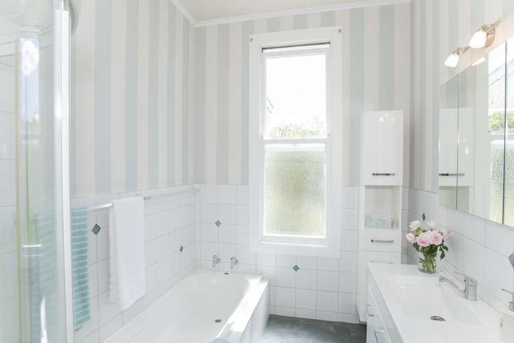 7 Derby Street Gisborne_24