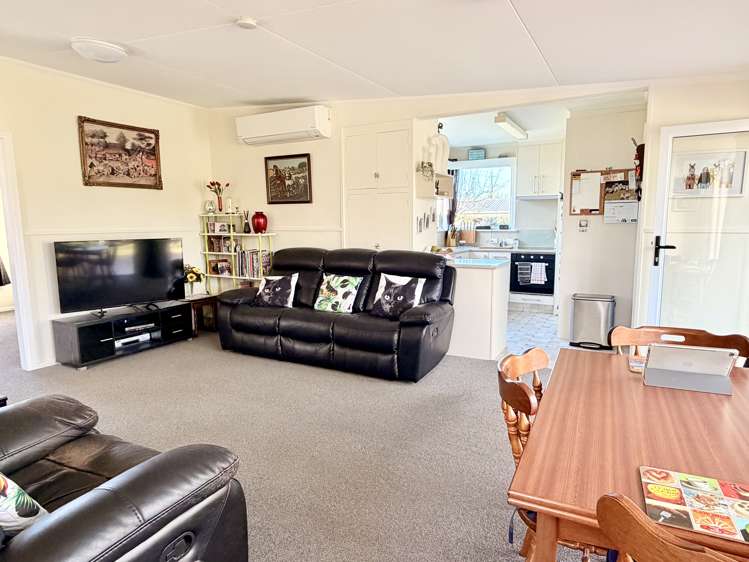 133 Ferry Road Richmond_8
