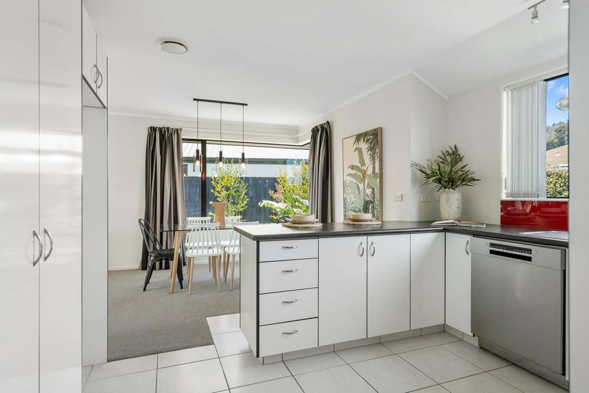 60 Kingsford Drive_1