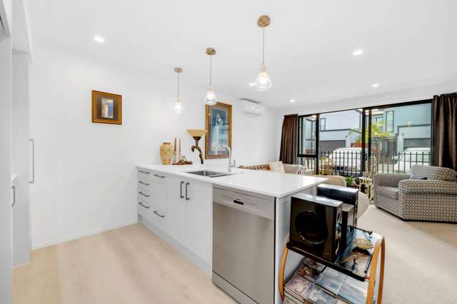 1/11 Paketai Lane Beachlands_4
